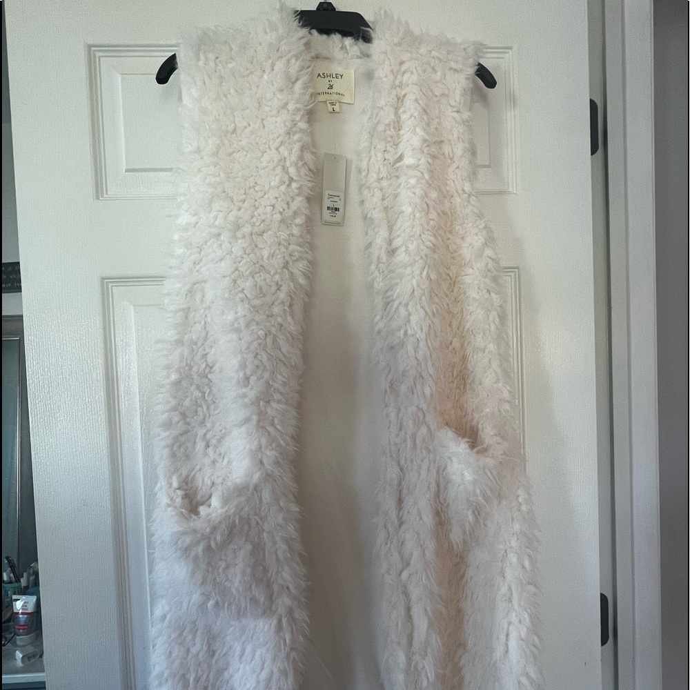 Never worn - Picture 2 of 4